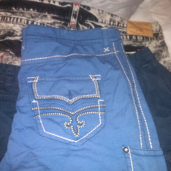 Shorts mostly Rocks. - Picture 7 of 7